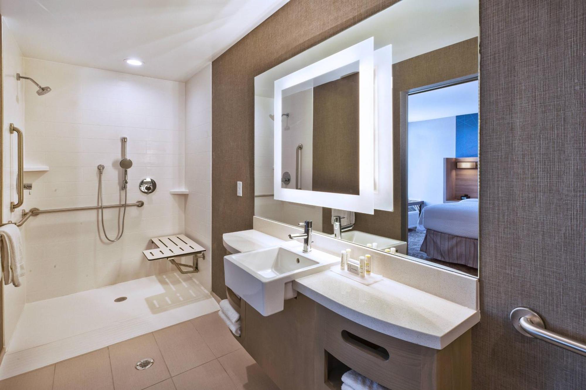 Springhill Suites By Marriott St. Joseph Бентон-Харбор Экстерьер фото