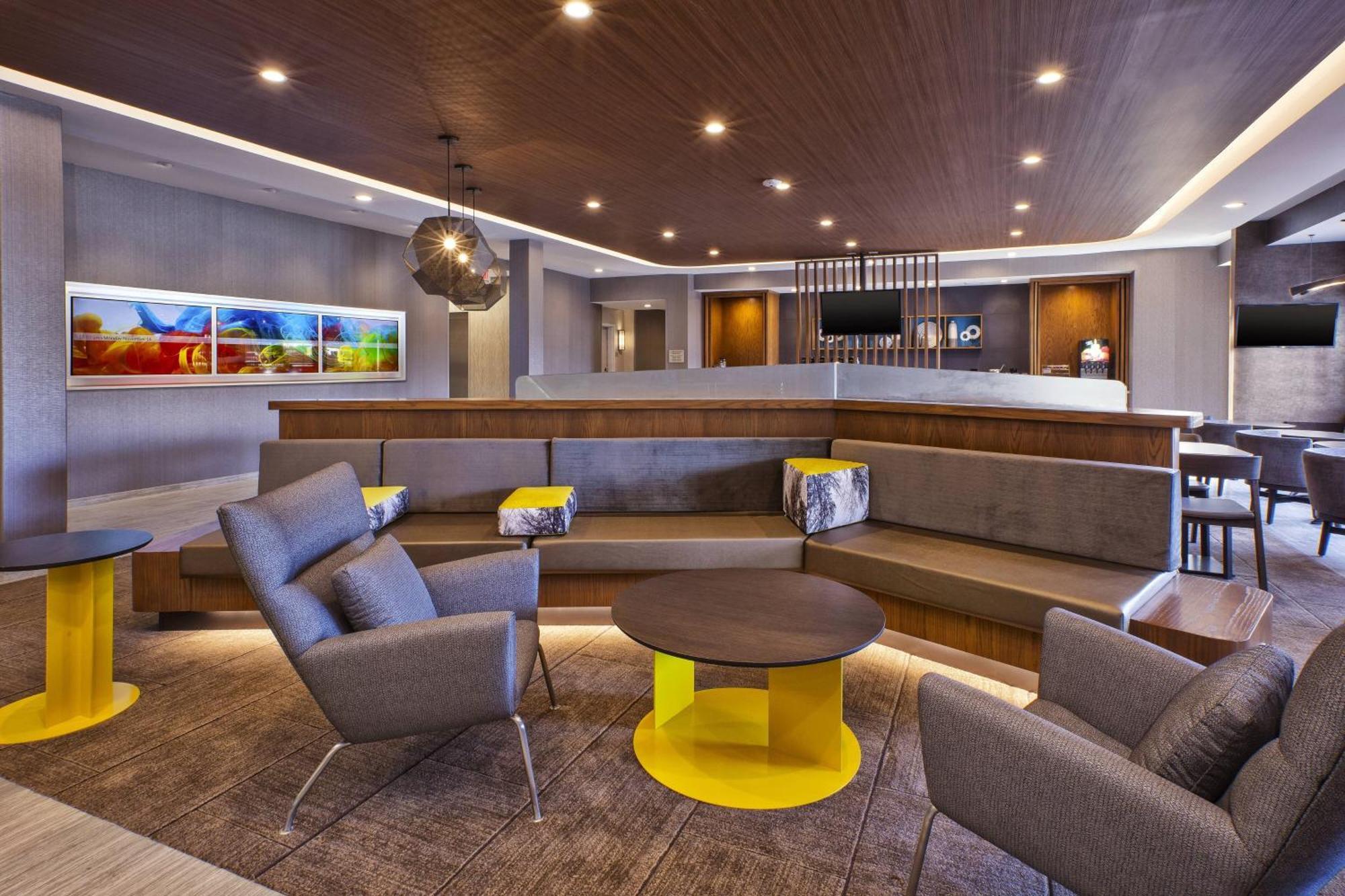 Springhill Suites By Marriott St. Joseph Бентон-Харбор Экстерьер фото
